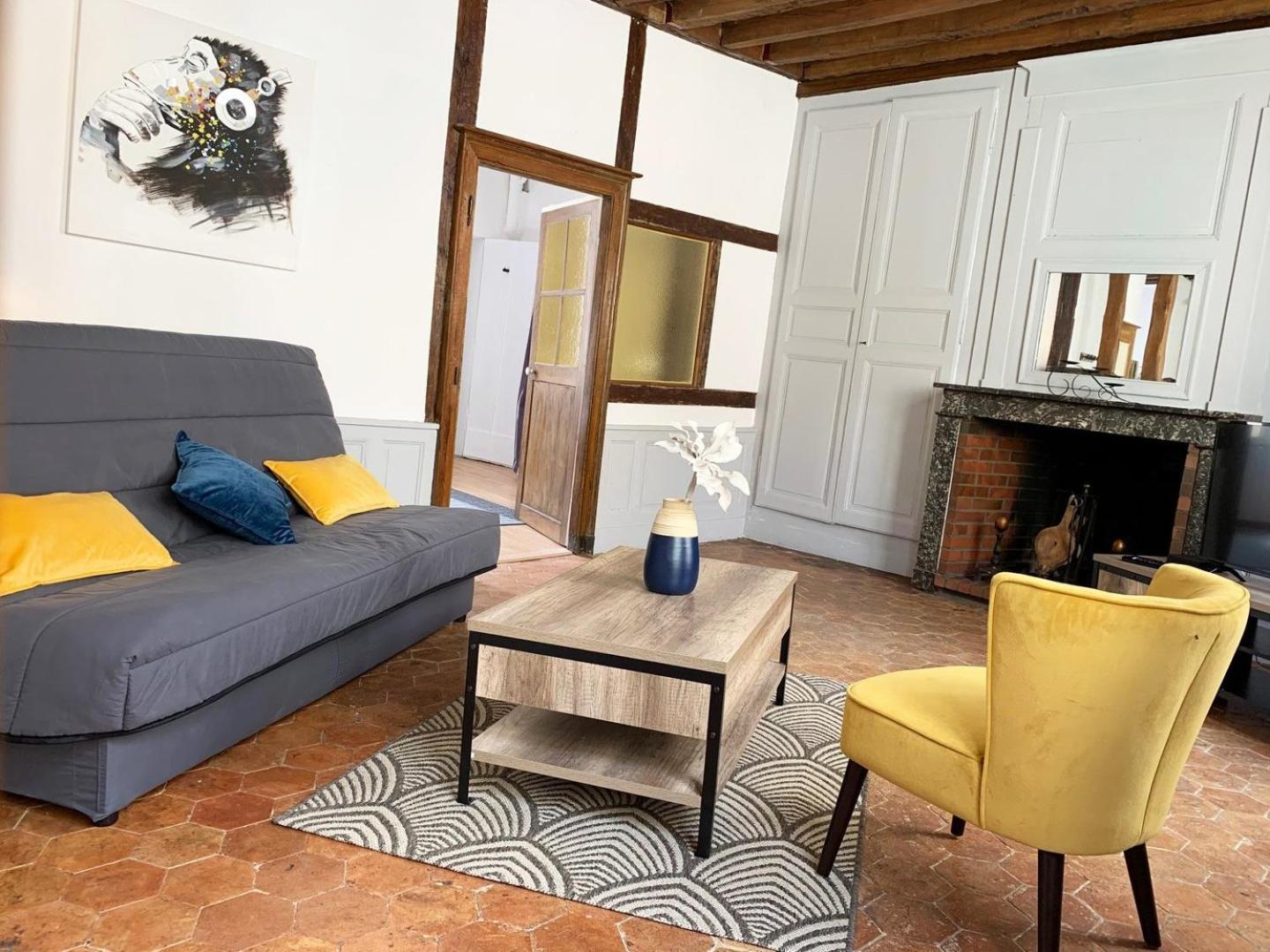 Le Clocher- Appartement Dans Le Coeur De Ville Chartres Exterior foto